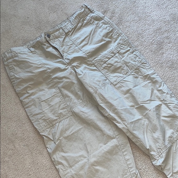 Khaki pants - Picture 4 of 4